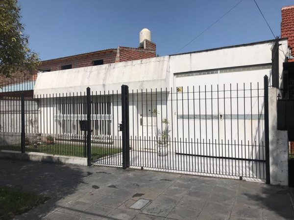 Casa en venta | 4 ambientes | Lomas de Zamora Oeste | Lomas De Zamora