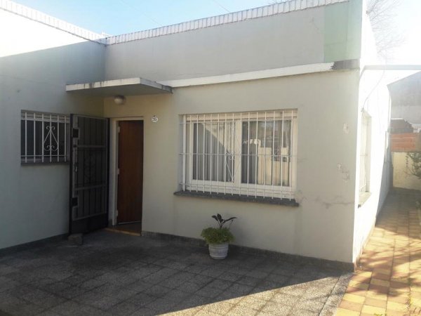 Casa en venta | 3 ambientes | Lomas De Zamora