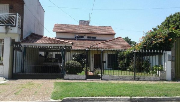 Casa en venta | 6 ambientes | Lomas de Zamora Oeste | Lomas De Zamora