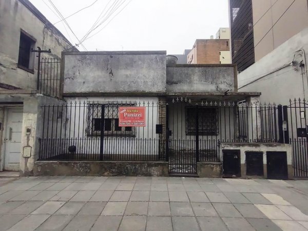 Casa en venta | 2 ambientes | Lan&uacute;s Oeste | Lanus