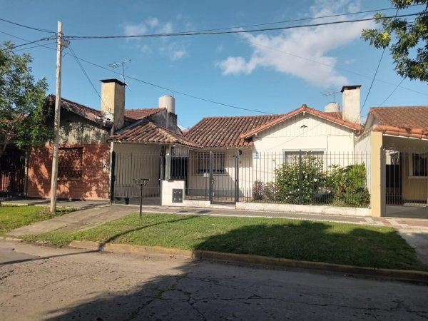 Casa en venta | 3 ambientes | Temperley Este | Temperley