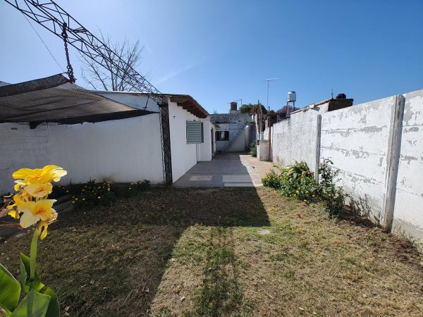 Casa en alquiler | 1 ambientes | Capitan Bermudez