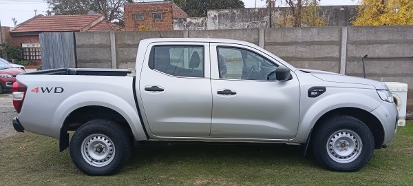 Renault Alaskan Alaskan 2.3 Tdi 4x4 Confort