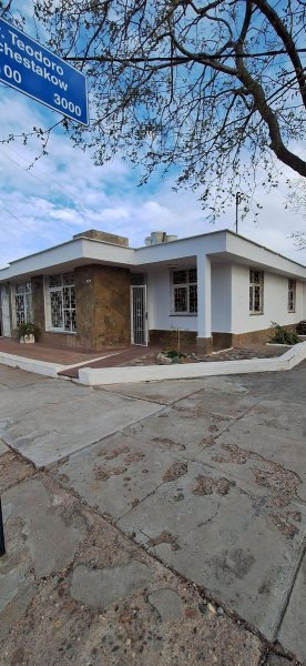 Casa en venta | 8 ambientes | El Challao