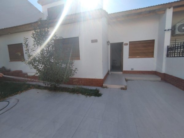 Casa en alquiler | 6 ambientes | Villa Farrell | Neuquen