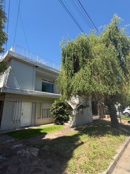 Casa en alquiler | 3 ambientes | B.Guemes | Haedo