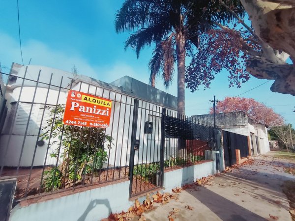 Casa en alquiler | 3 ambientes | Lomas de Zamora Este | Lomas De Zamora