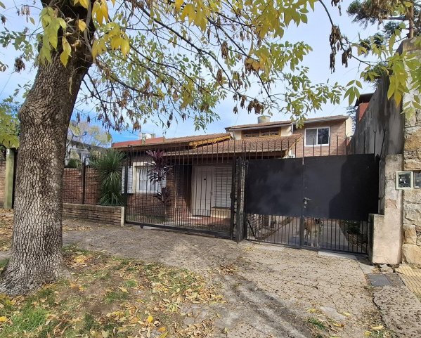 Casa en venta | 4 ambientes | Temperley