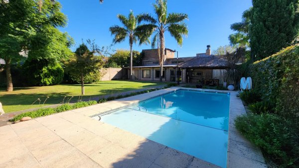Casa en venta | 6 ambientes | Burzaco Oeste | Burzaco