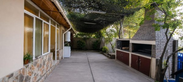 Galp&oacute;n en venta | 5 ambientes | Mendoza