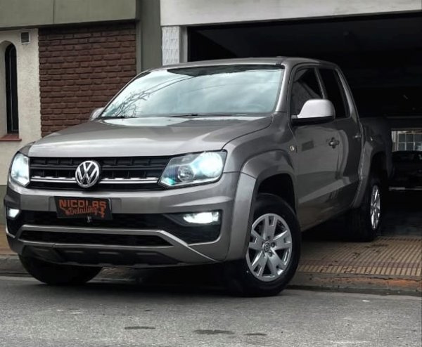 Volkswagen Amarok 2.0tdi 4x2 Dc Com 180cv A L17