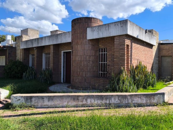 Casa en venta | 6 ambientes | Alta Cordoba