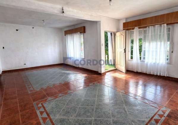 Casa en venta | 4 ambientes | Florencio Varela
