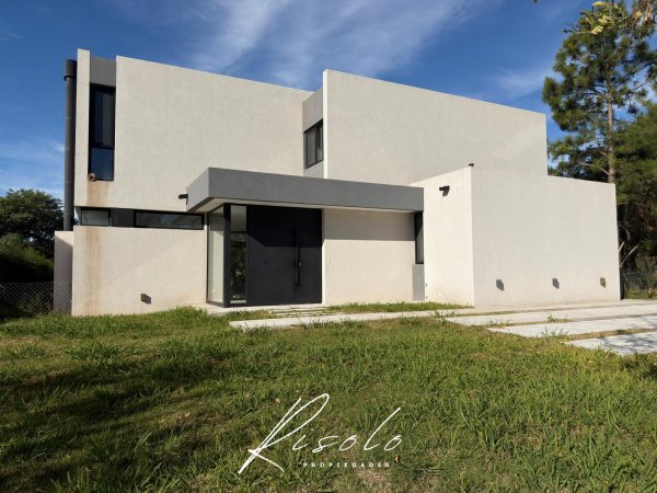 Casa en venta | 6 ambientes | San Matias | Belen De Escobar