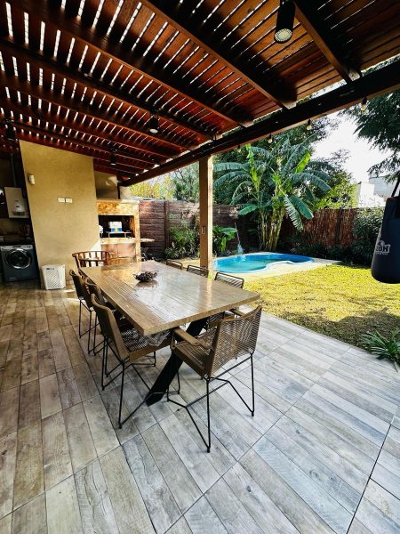 Casa en venta | 3 ambientes | Villa Santos Tesei | Hurlingham