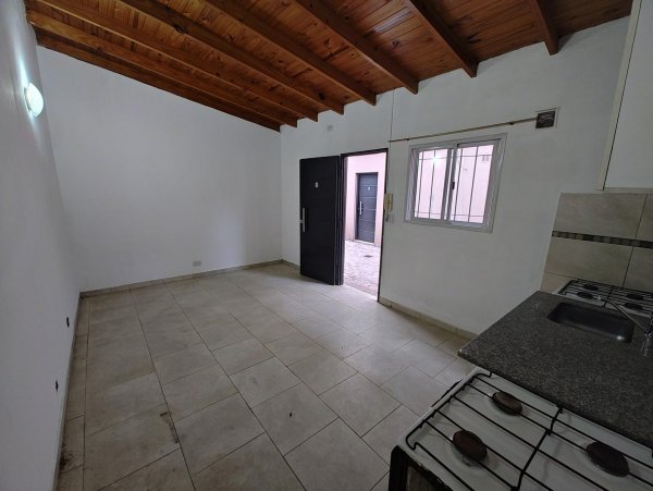 Departamento en alquiler | 1 ambientes | Gregorio De Laferrere | Ferre