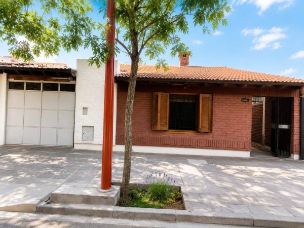 Casa en venta | 5 ambientes | Rivadavia