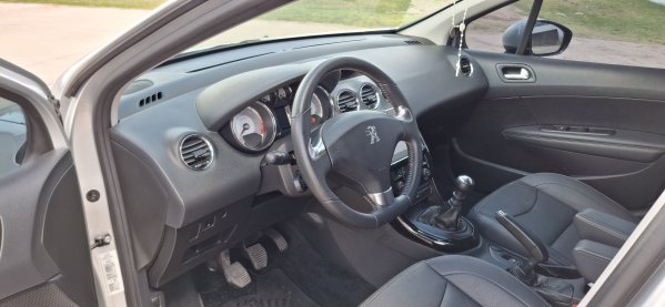 Peugeot 308 308 1.6 Hdi Feline