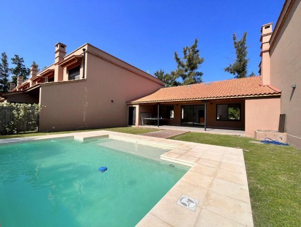 Casa en venta | Aldea Fisherton | Rosario
