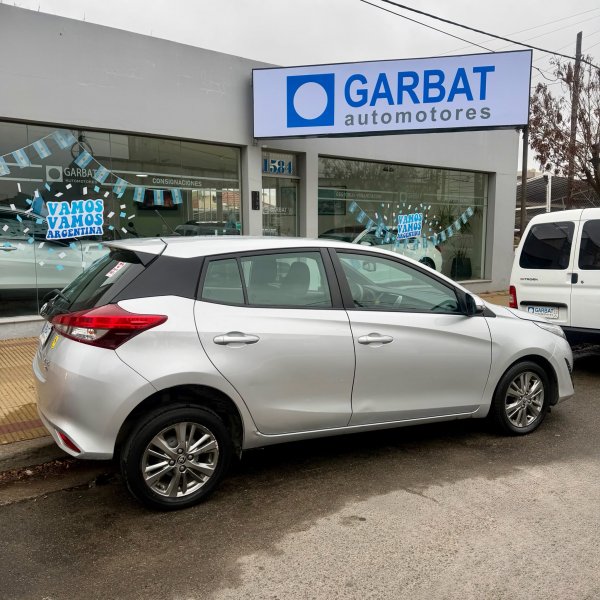 Toyota Yaris 1.5 5 Ptas Xls Cvt L/20 - Tandil