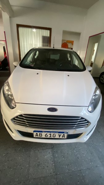 Ford Fiesta 1.6 | Tandil