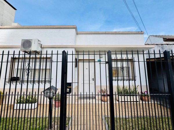 Casa en venta | 3 ambientes | Berazategui