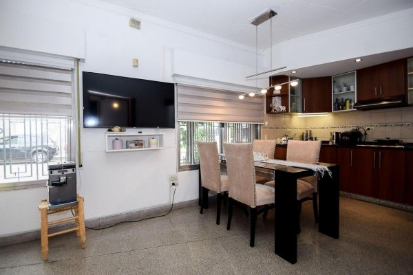 Casa en venta | 4 ambientes | Tiro Suizo | Rosario