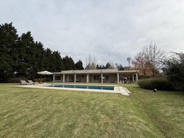 Casa en venta | 4 ambientes | Vicente Casares | Ca&ntilde;uelas