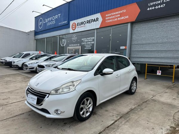 Peugeot 208 1.5 5p Allure | Olavarr&iacute;a