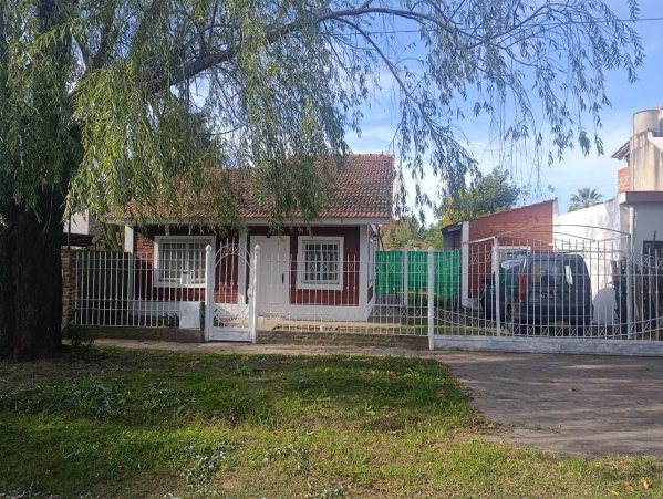 Casa en alquiler | 3 ambientes | Burzaco