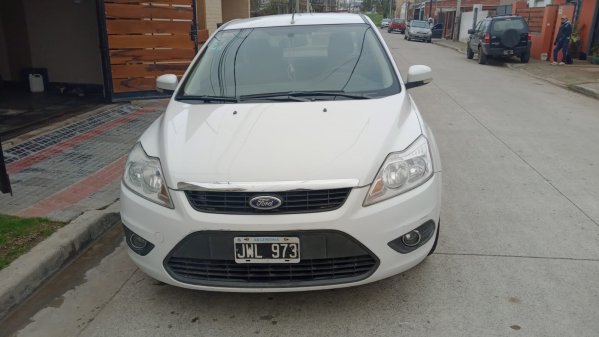 Ford Focus Focus 1.6 4p Style Exe L08 | Tandil