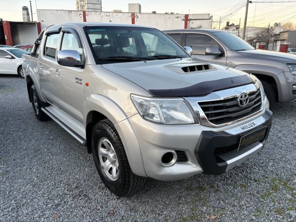 Toyota Hilux L/12 3.0 Dc 4x2 Tdi Sr - Tandil