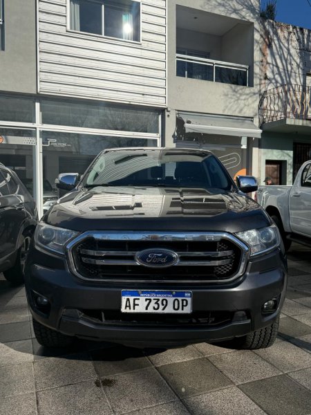 Ford Ranger 2.2 Tdi Dc 4x2 L/19 Xlt At | Azul
