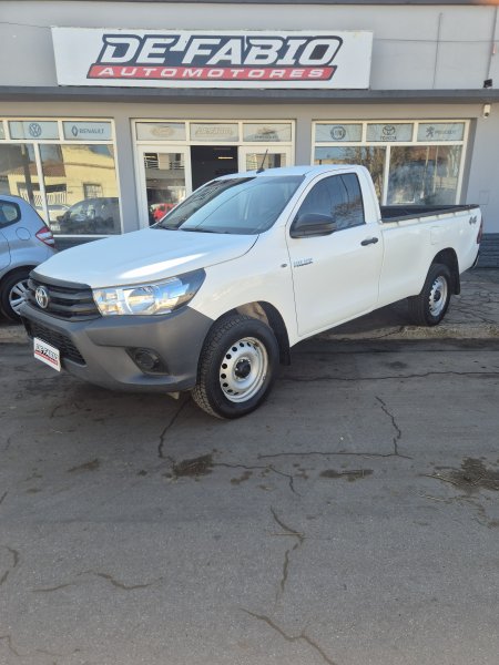 Toyota Hilux L/20 2.4 Sc 4x4 Tdi Dx | Rauch