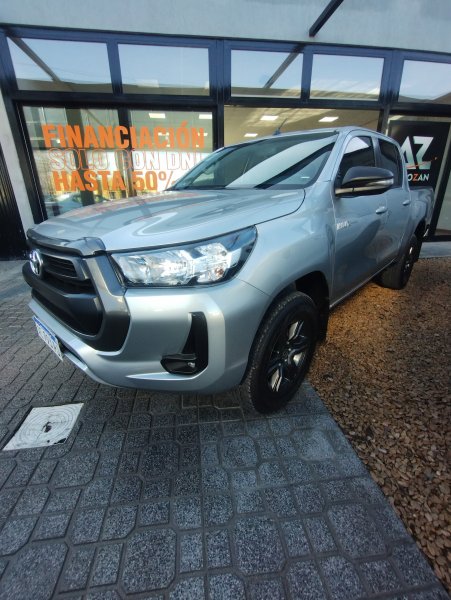 Toyota Hilux Hilux 2.8 Dc 4x4 Tdi Sr L20 | Azul