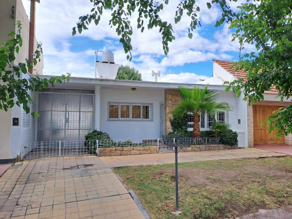 Casa en venta | 5 ambientes | S6 Resid. Norte | Mendoza