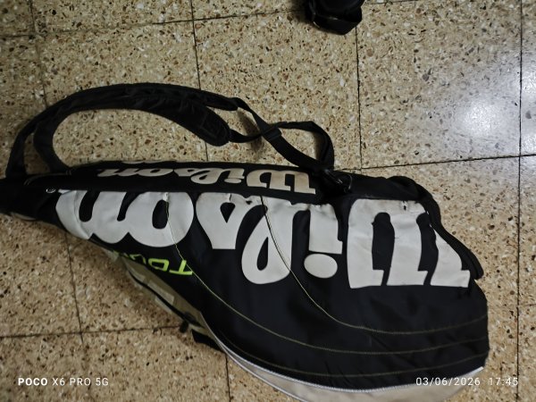 Raquetero Wilson 