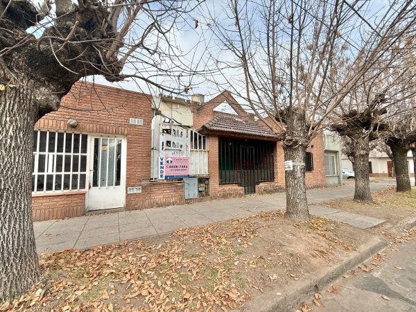 Casa en venta | 3 ambientes | Villa Luzuriaga