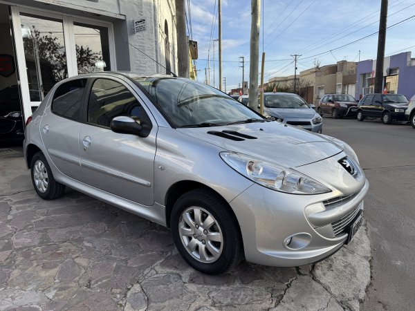 Peugeot 207 207 Compact 1.4 5p Xs Allure