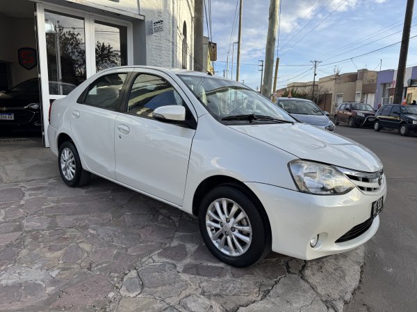 Toyota Etios 1.5 4 Ptas Xls