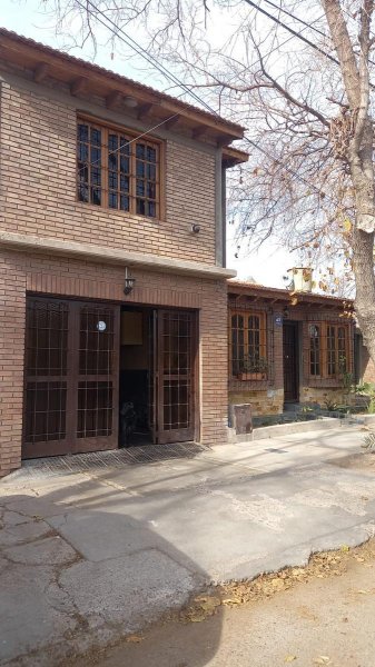 Casa en venta | 5 ambientes