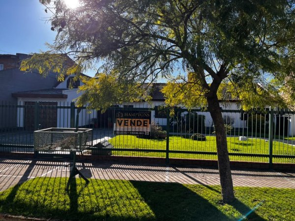 Casa en venta | 7 ambientes | Belen De Escobar