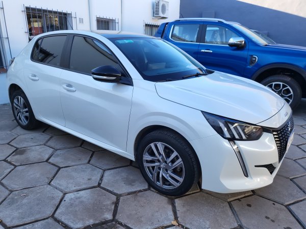 Peugeot 208 L/20 1.6 Feline Tiptonic | Tandil