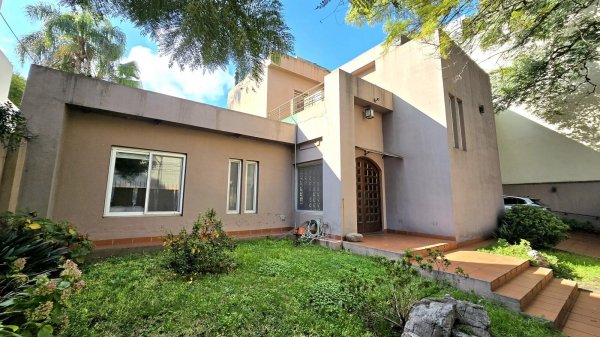 Casa en venta | 6 ambientes | Villa Ballester