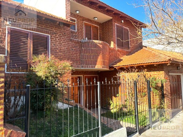 Casa en alquiler | 5 ambientes | Neuquen