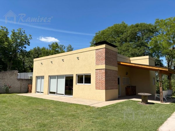 Casa en venta | 2 ambientes | Francisco Alvarez | Gonzalez Moreno
