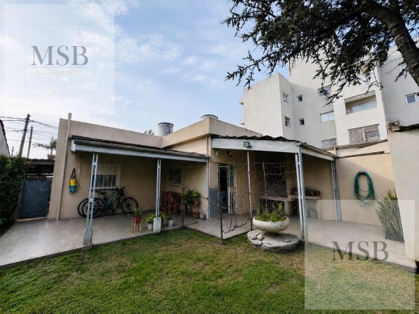 Casa en venta | 3 ambientes | Berazategui