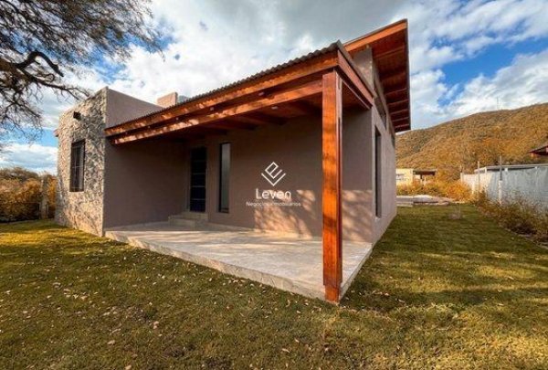 Casa en venta | 3 ambientes | San Roque