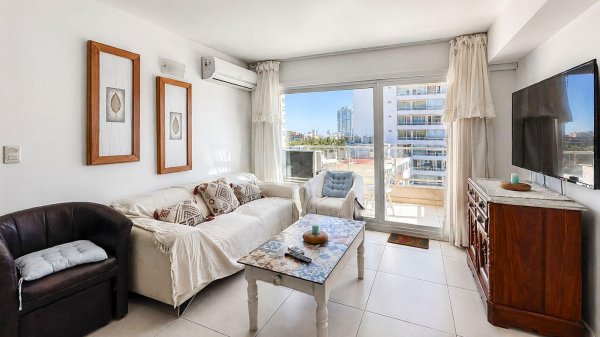 Departamento en alquiler | 3 ambientes | Pen&iacute;nsula | Punta del Este