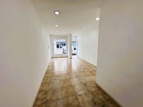 Local en alquiler | Capitan Bermudez